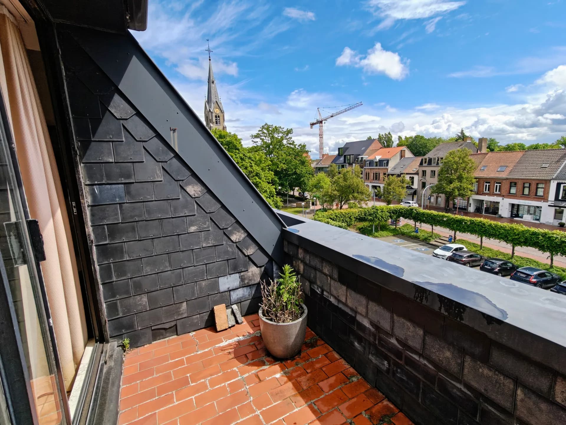 Zonnig twee slaapkamer appartement met terras, Sint-Kruis - foto 2