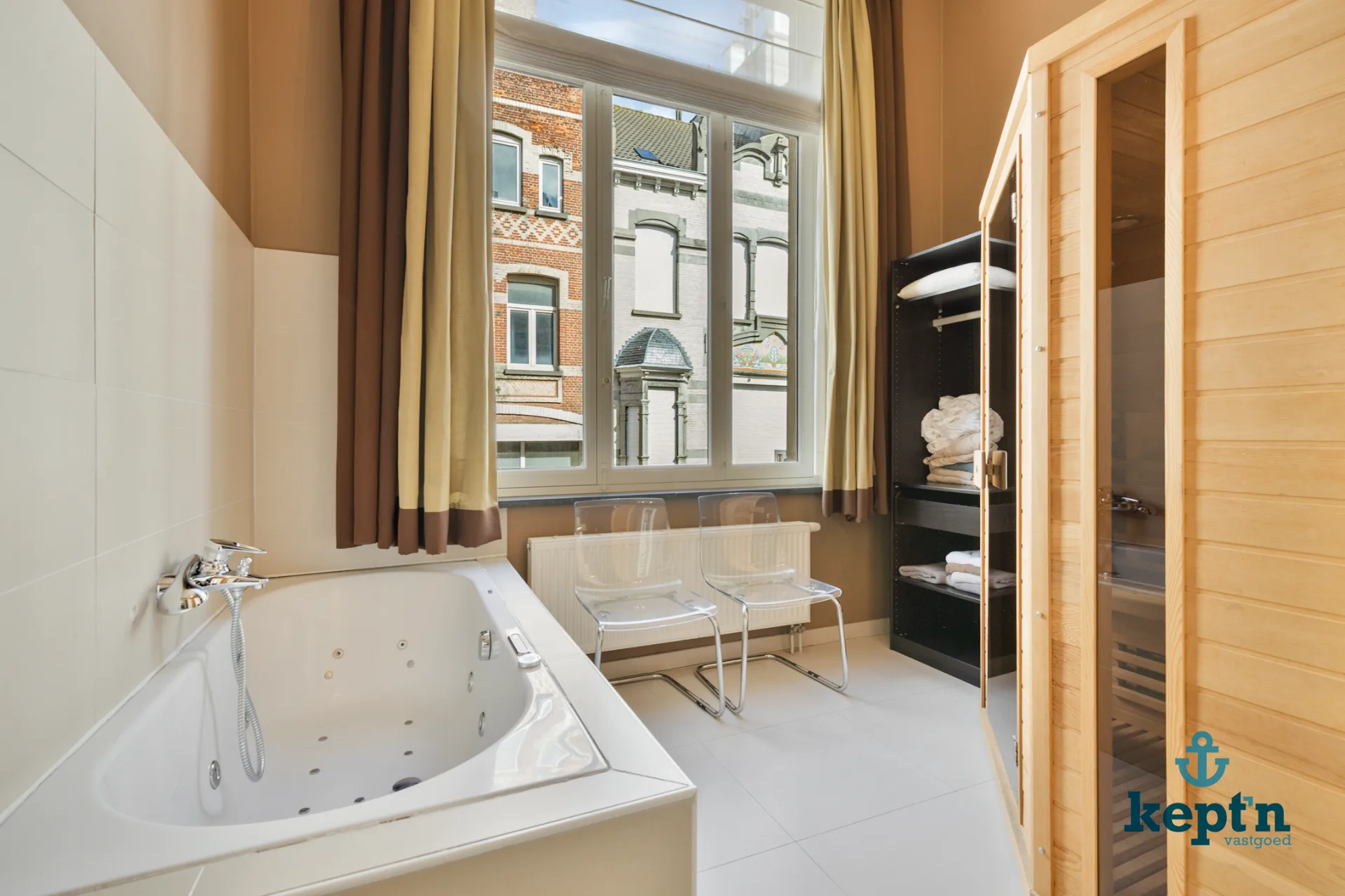 1 slaapkamerappartement met sauna en bubbelbad in een beschermd monument - foto 17