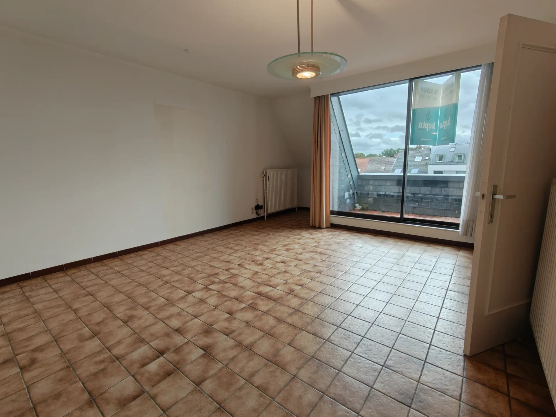 Zonnig twee slaapkamer appartement met terras, Sint-Kruis - foto 7