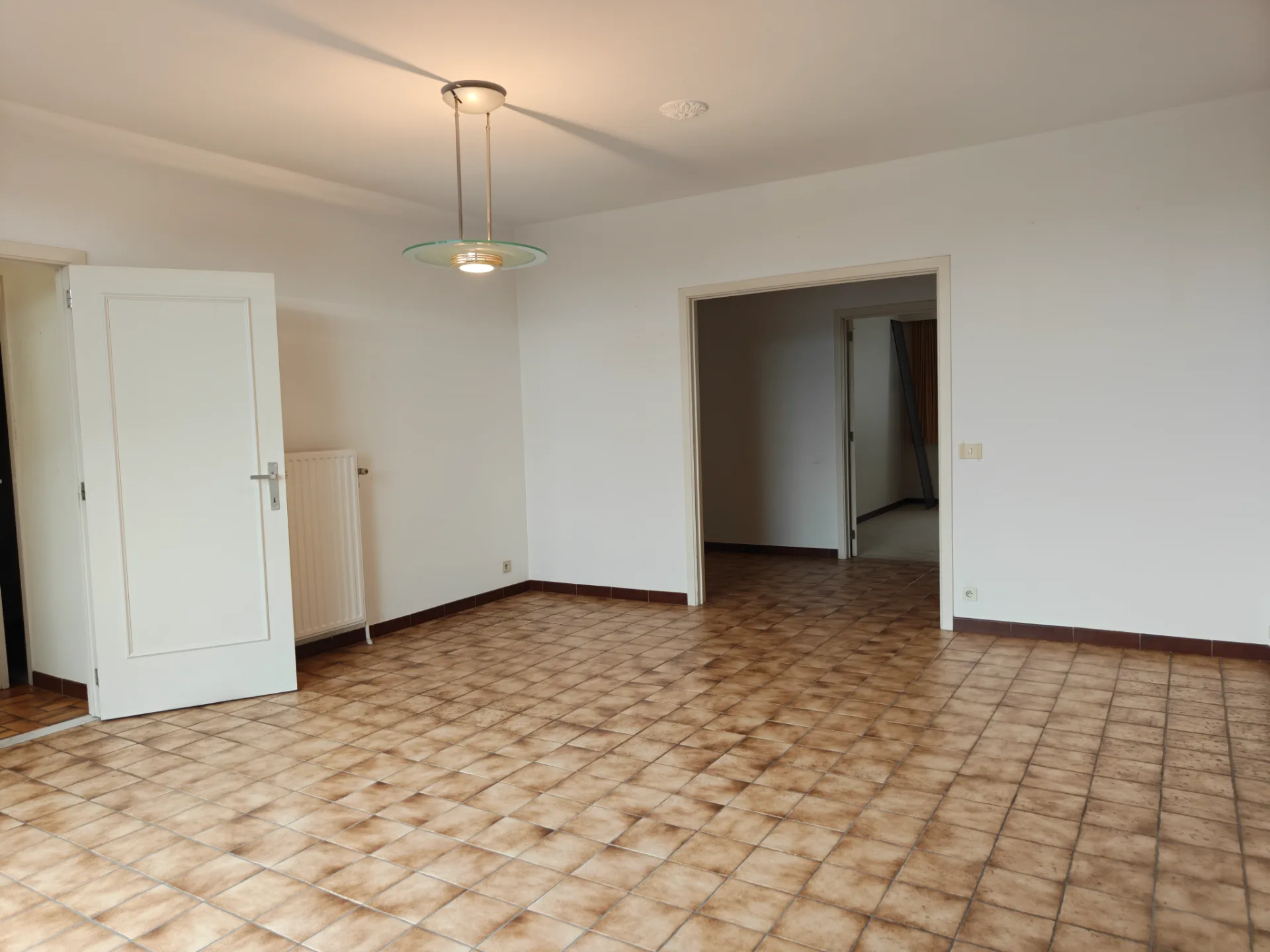 Zonnig twee slaapkamer appartement met terras, Sint-Kruis - foto 2